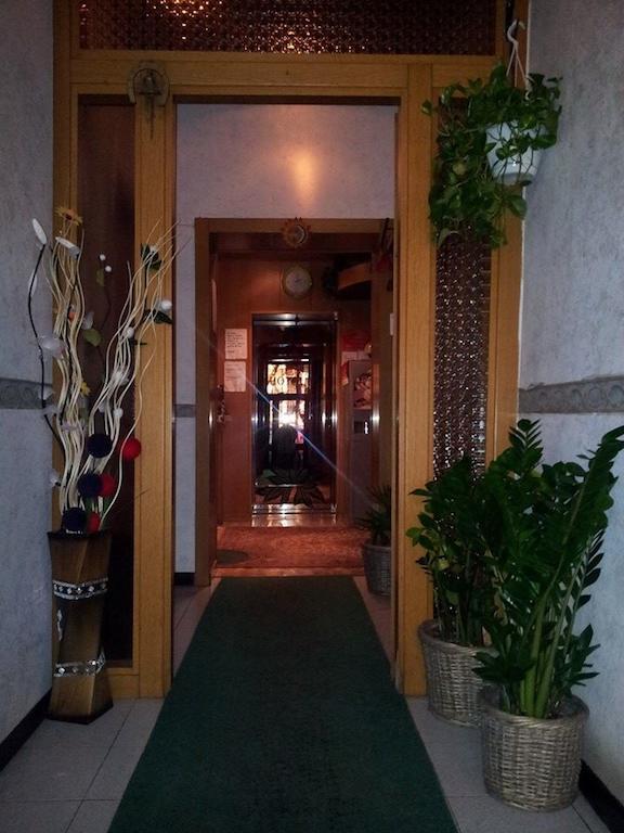 Hotel Acapulco Milan Exterior photo