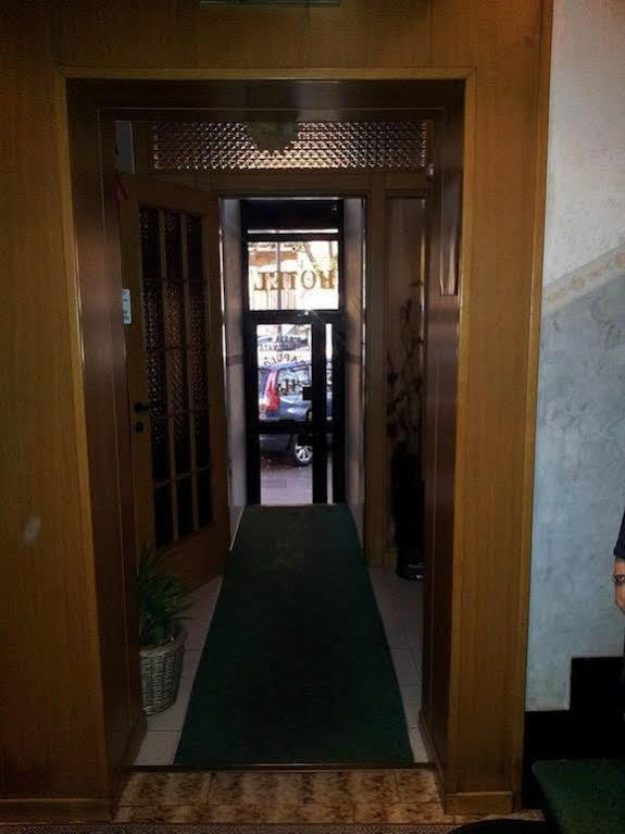 Hotel Acapulco Milan Exterior photo